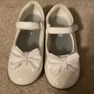 Mary Jane with bow! Great condition!!!